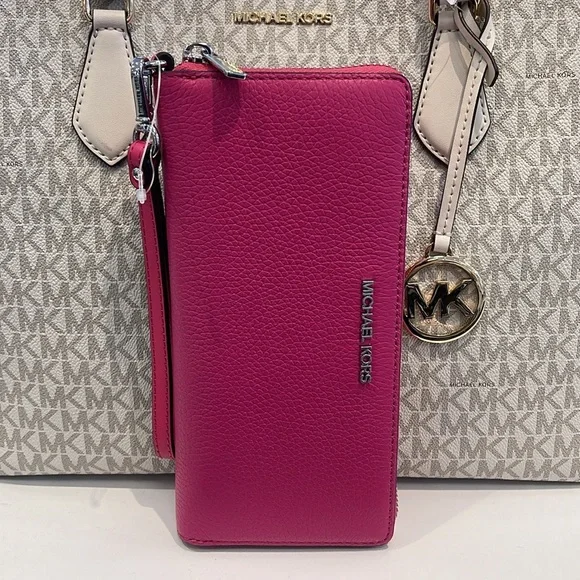 MICHAEL KORS JST Leather Continental Wristlet Phone Case Wallet 
Dragonfruit NWT - Picture 4 of 16